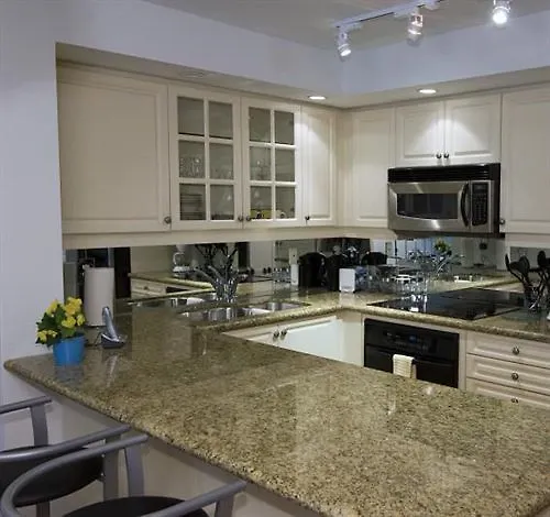 Toronto Furnished Apartments 0*,